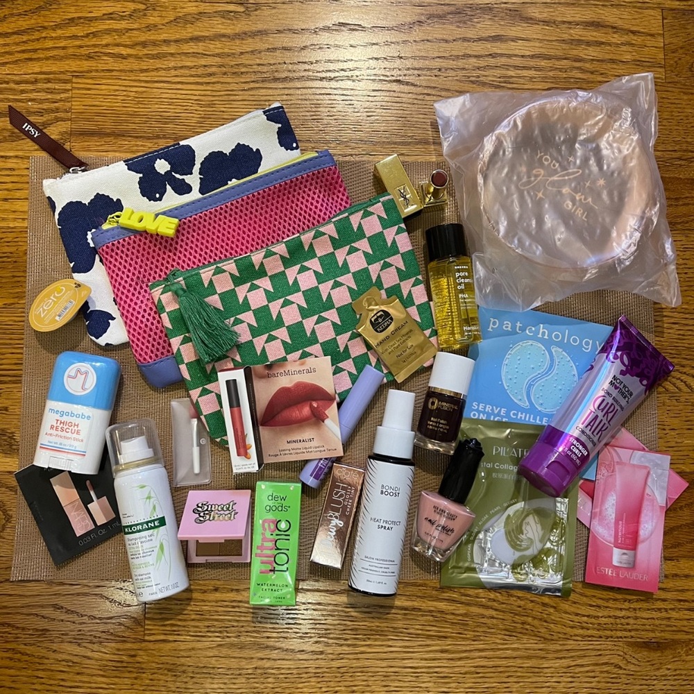 🌟Host Pick 🌟 Lot of Makeup Products 💄👛💅🏻~ YSL Bare Minerals Ipsy